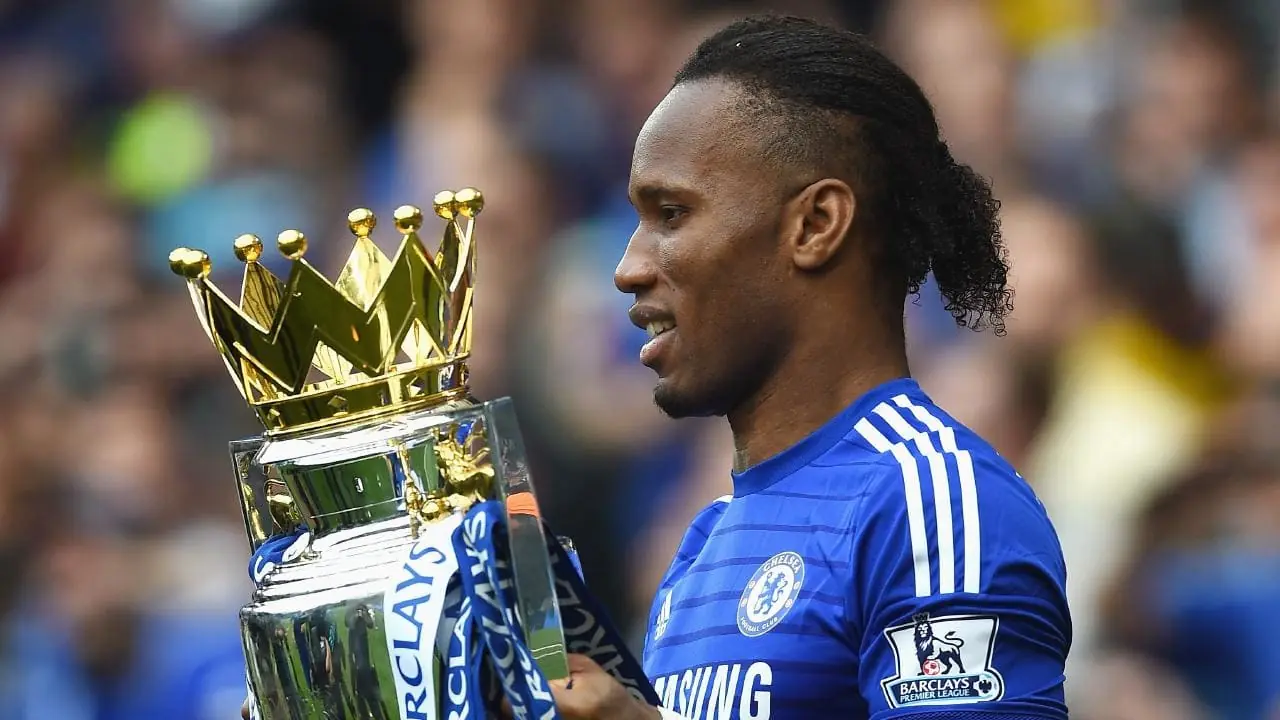 Target Man Là Gì? Vai Trò Của Tiền Đạo Cắm Trong Bóng Đá 4 Didier Drogba - target man huyền thoại của Chelsea