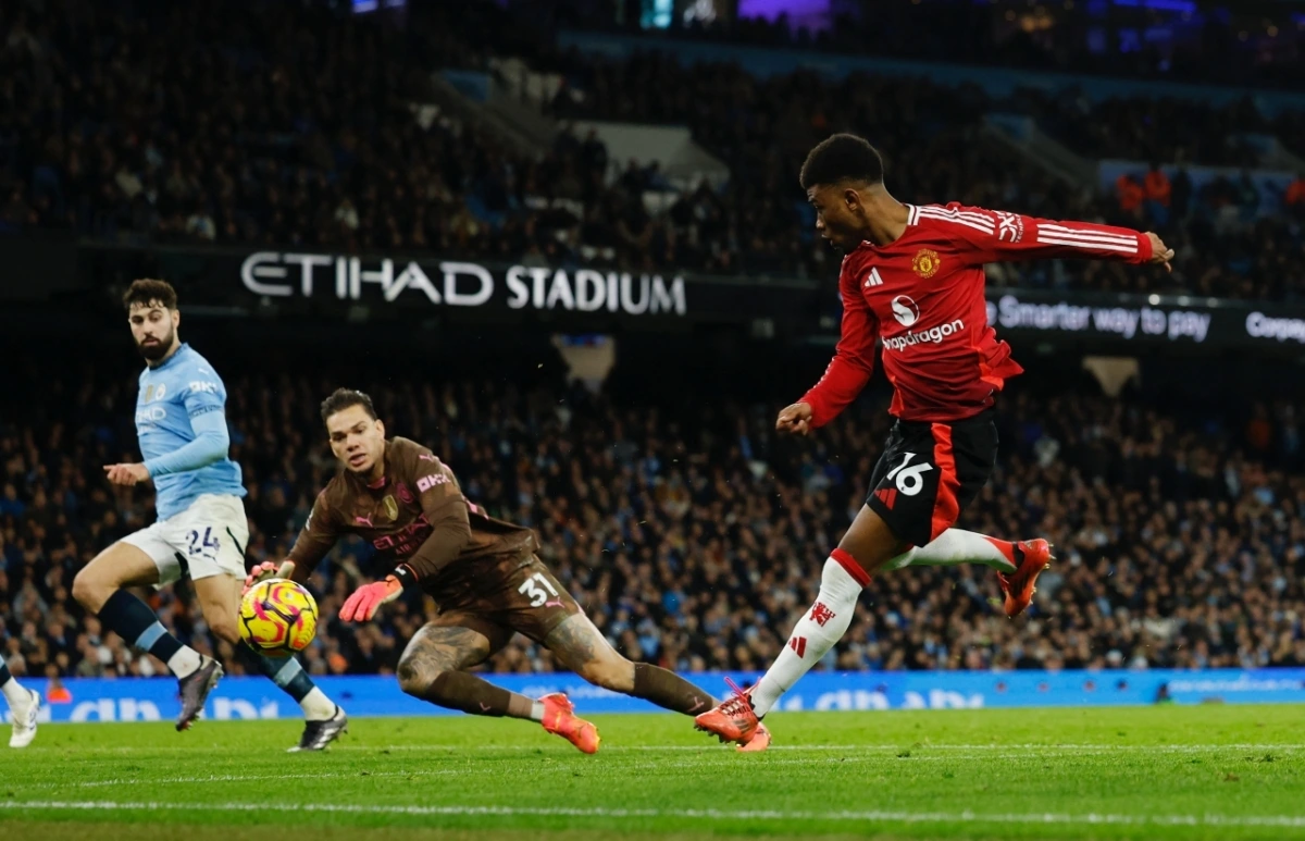 Lịch Sử Đối Đầu MU vs Man City: Hành Trình Kịch Tính Của Derby Manchester 6 Etihad trong một trận derby gần đây