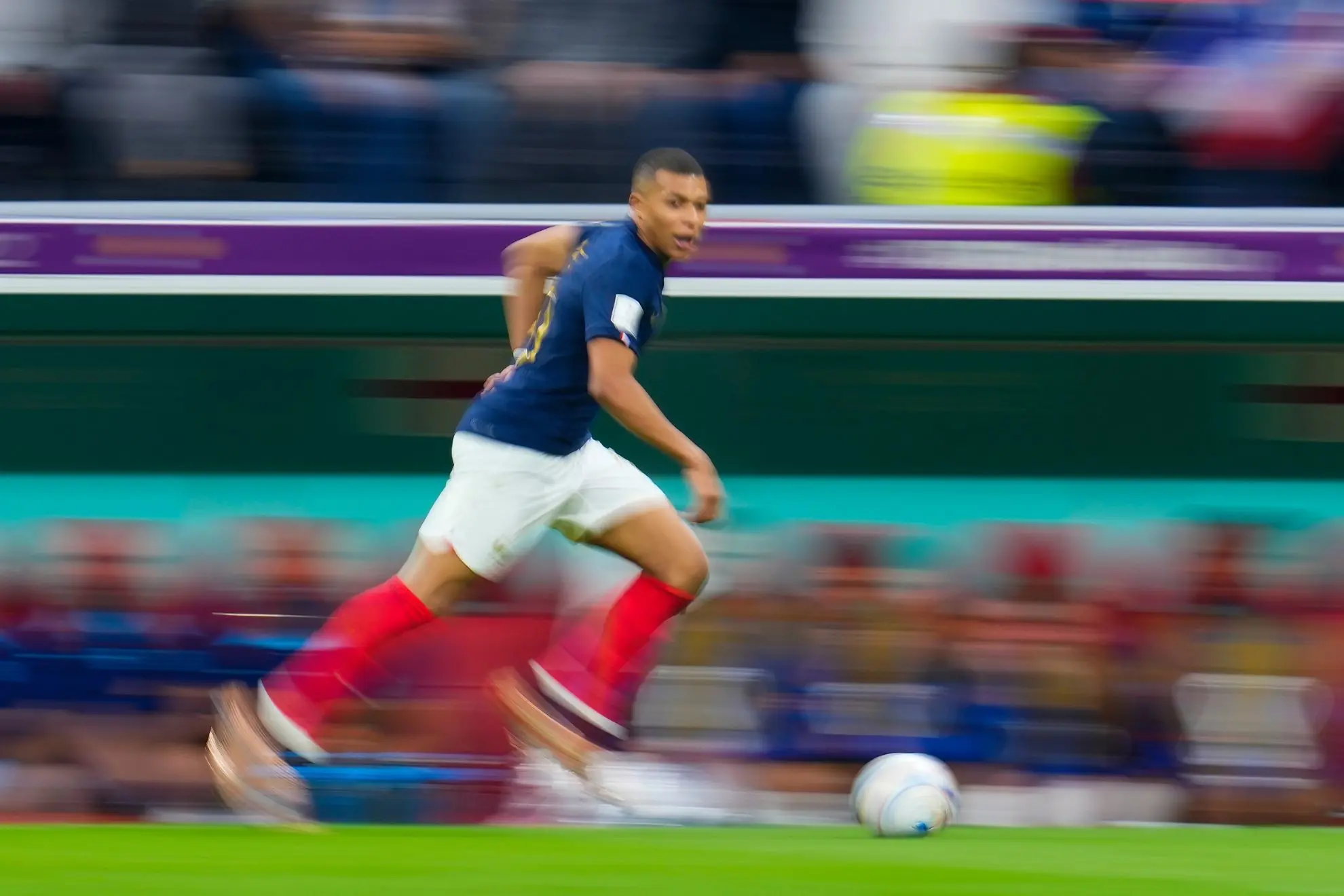 Cầu thủ chạy nhanh nhất thế giới 2025: Kylian Mbappé dẫn đầu 4 Kylian Mbappé cầu thủ chạy nhanh nhất thế giới