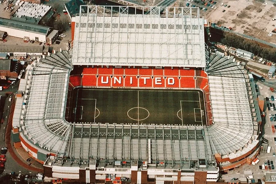 Manchester United Là Gì? Tìm Hiểu Về Quỷ Đỏ MU 7 Sân Old Trafford của Manchester United giai đoạn đầu