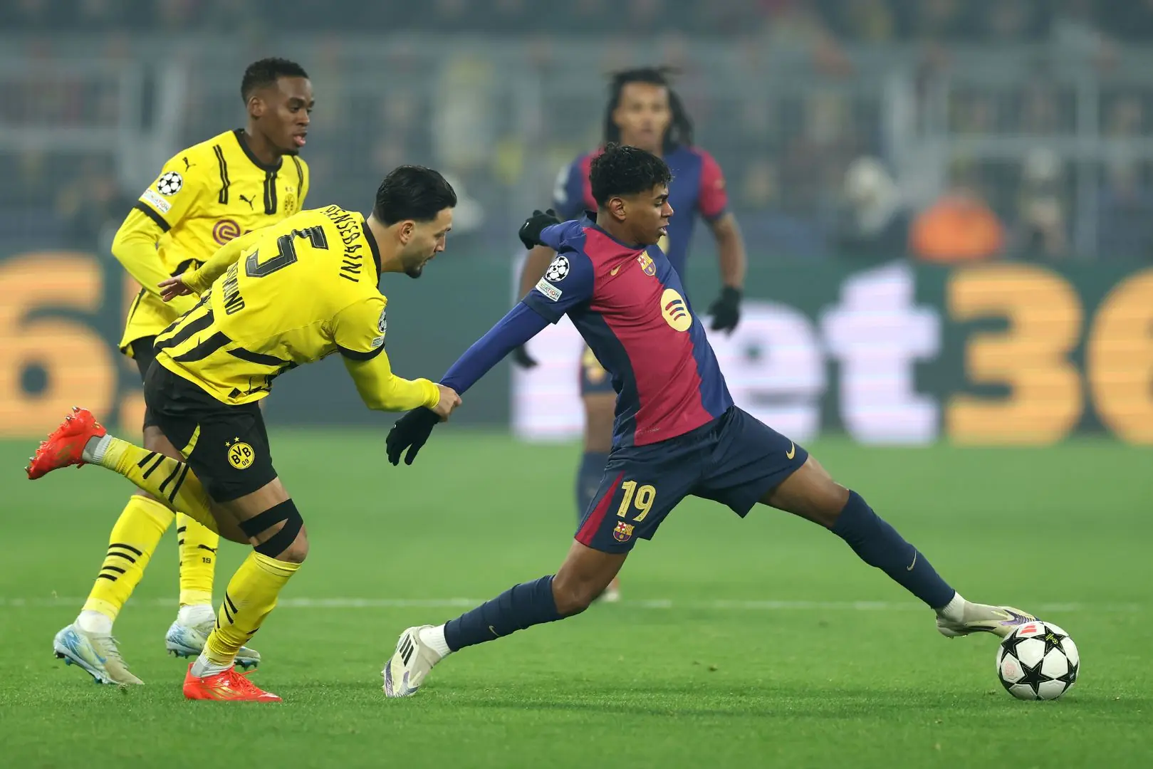 Nhận Định Barcelona vs Dortmund 2h ngày 10/04: Lợi Thế Lớn Cho Chủ Nhà 2 Barcelona đang được đánh giá cao hơn Dortmund rất nhiều. Nguồn ảnh: GettyImages.