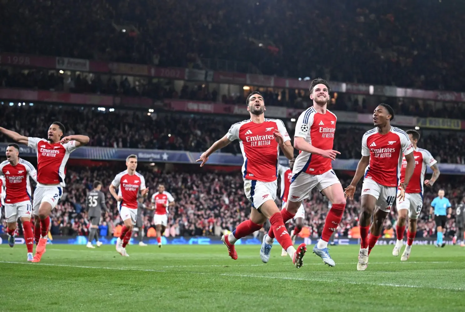 Nhận định Arsenal vs Brentford, 23h30 ngày 12/4: Giữ sức 2 Arsenal đang hưng phấn sau chiến thắng tại Champions League. Nguồn ảnh: GettyImages.