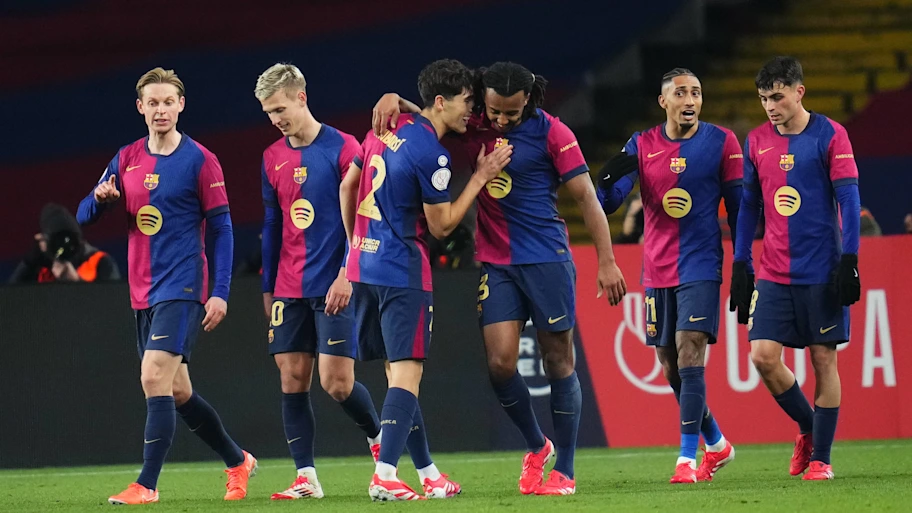 Nhận Định Bóng Đá Barcelona vs Betis 2h Ngày 6/4: Thu phục Antony? 2 Barcelona cần cân nhắc lực lượng do giữa tuần còn thi đấu Tứ kết Champions League. Nguồn: GettyImages.