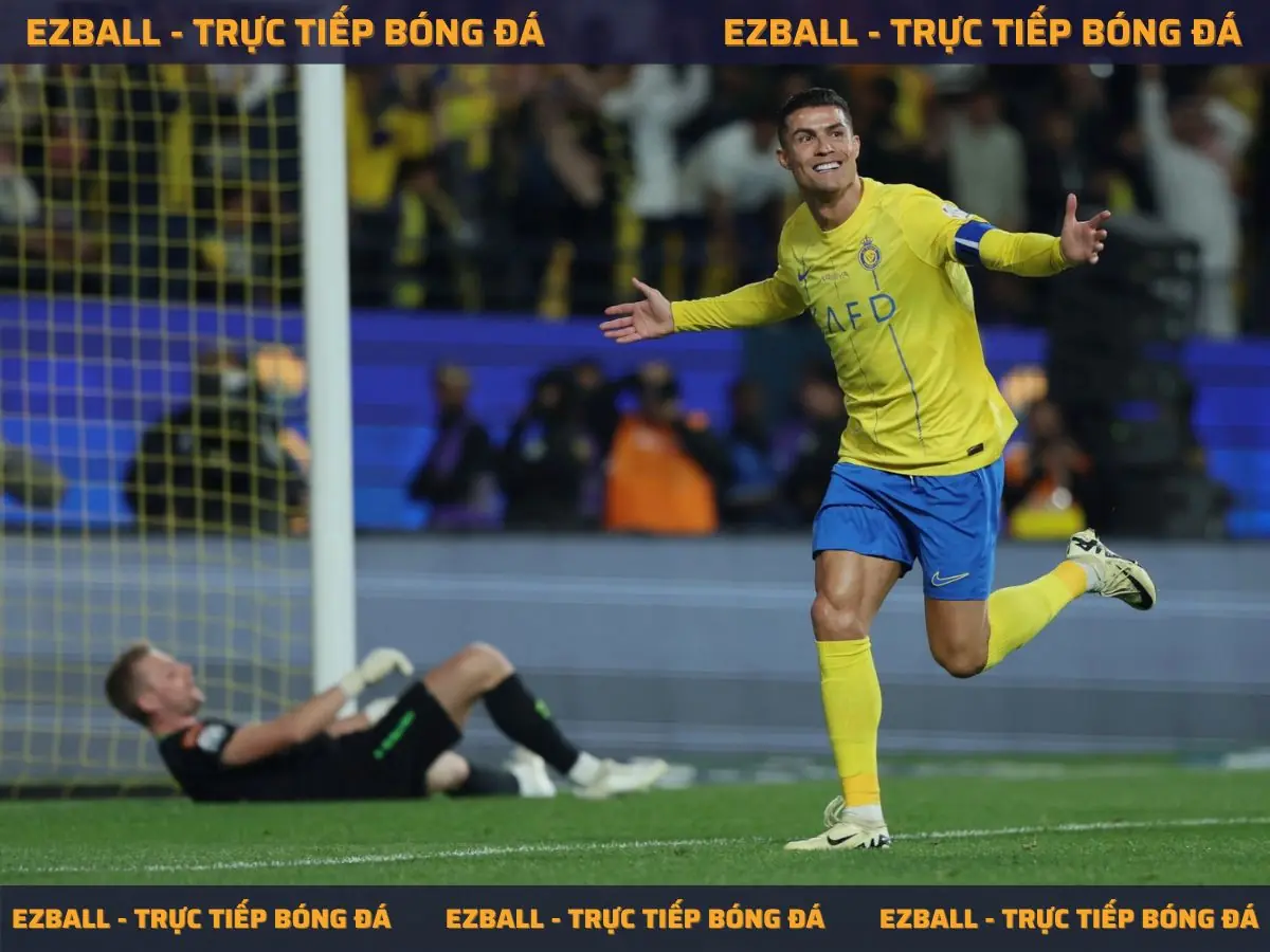 EZBALL Cristiano Ronaldo ghi bàn cho Al-Nassr