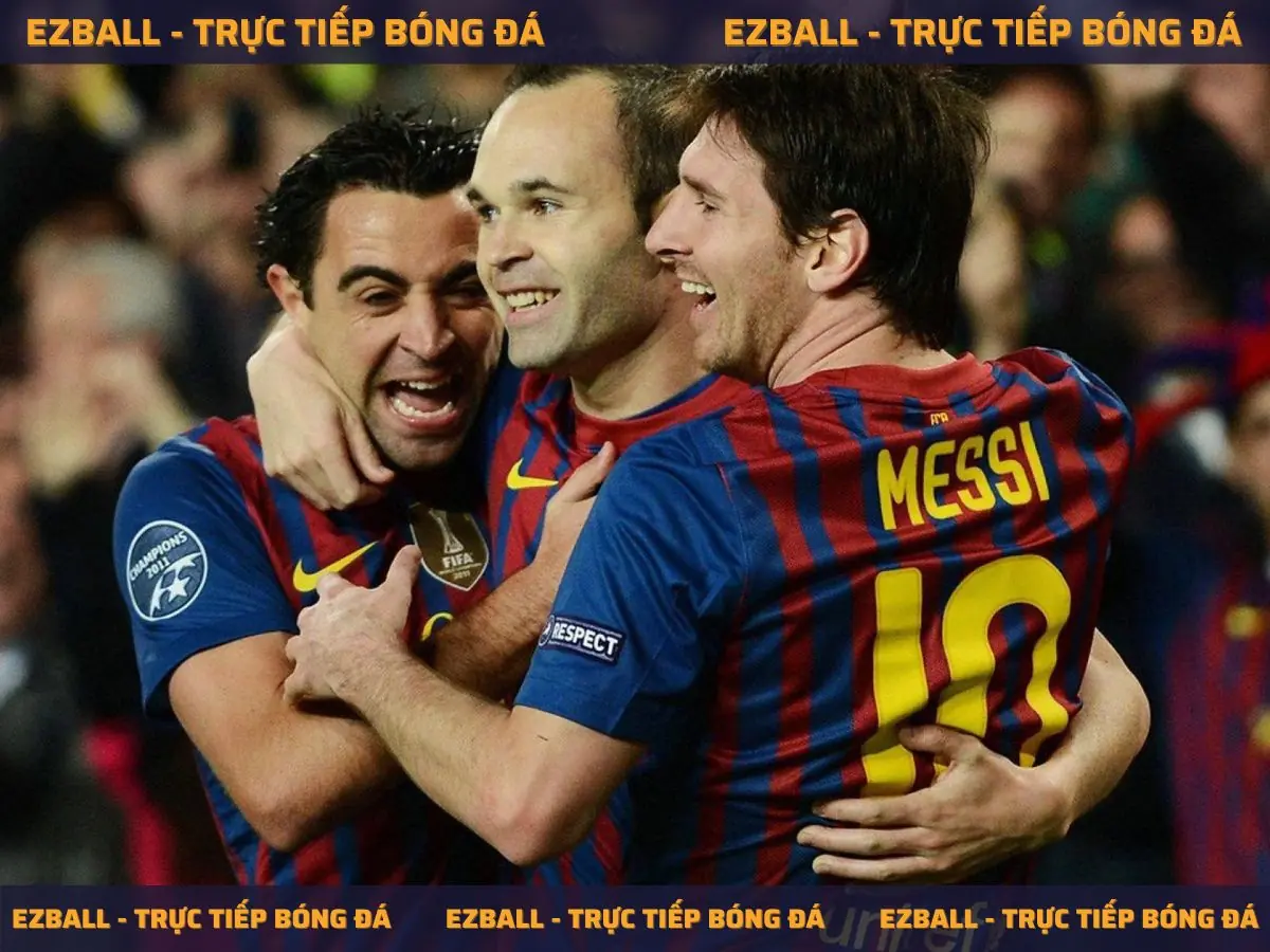 Bộ ba Lionel Messi, Xavi, và Andrés Iniesta