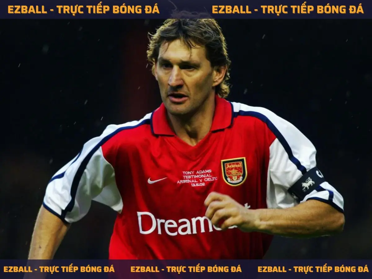 Những Cầu Thủ Từng Chơi Cho Arsenal: Danh Sách Huyền Thoại Và Ngôi Sao 10 Tony Adams – Thủ lĩnh bất diệt